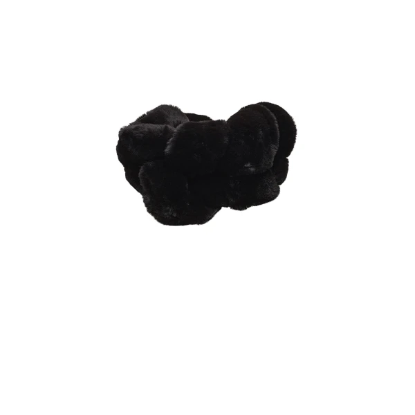 Twisted faux fur stole in black