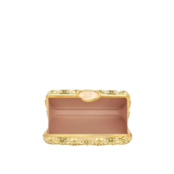 where to buy Oscar de la Renta