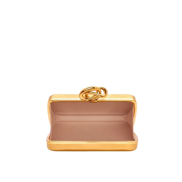 where to buy Oscar de la Renta