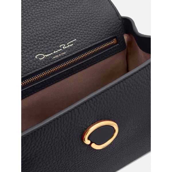 where to buy Oscar de la Renta