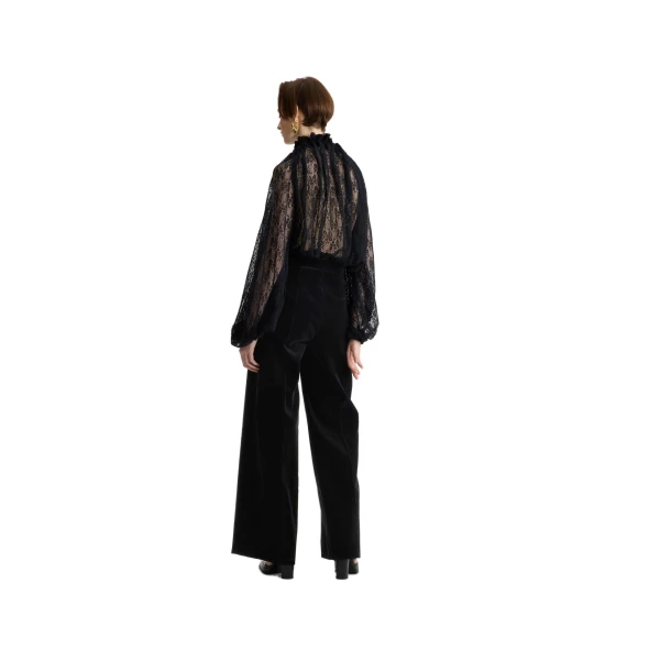 Iconic drawstring top in Black lace jersey - Image 3