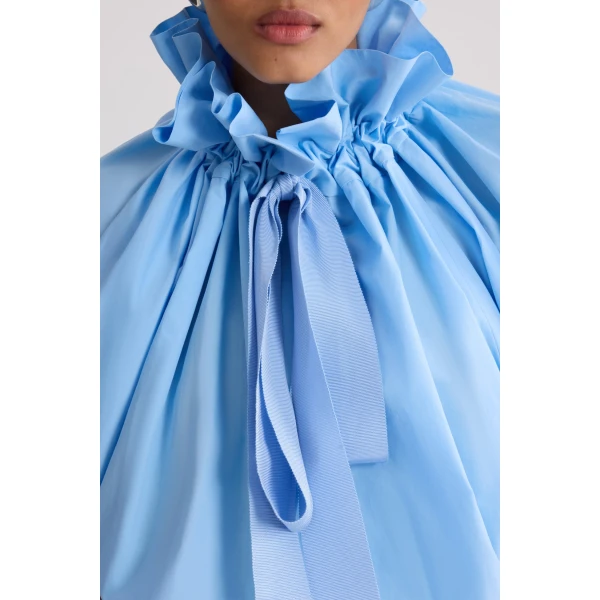 Iconic organic cotton voluminous top in Riviera Blue - Image 4