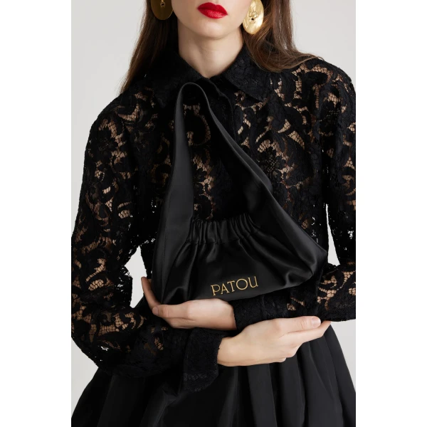Le Biscuit bag in Black satin - Image 2