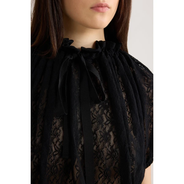 Voluminous polyamide lace top in Black - Image 4