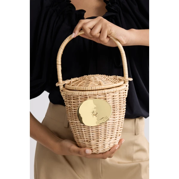 Wicker bucket bag in Vanilla - Image 3