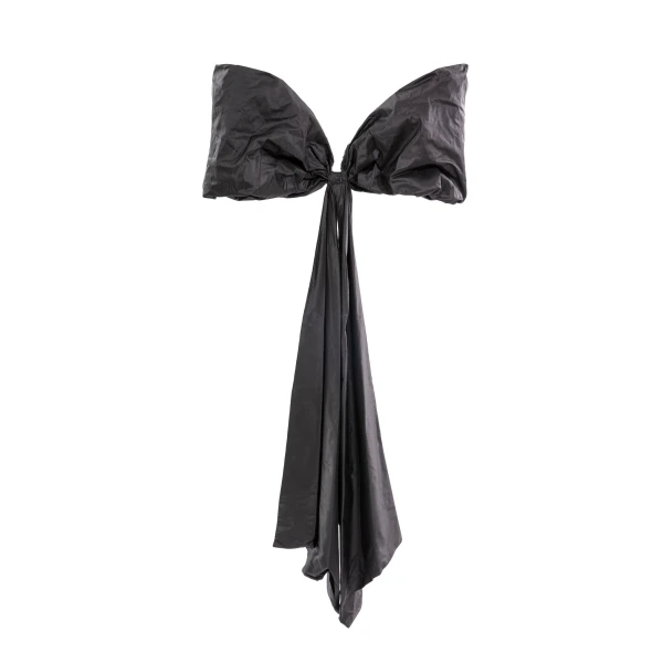 Bow Cape in Jet Black