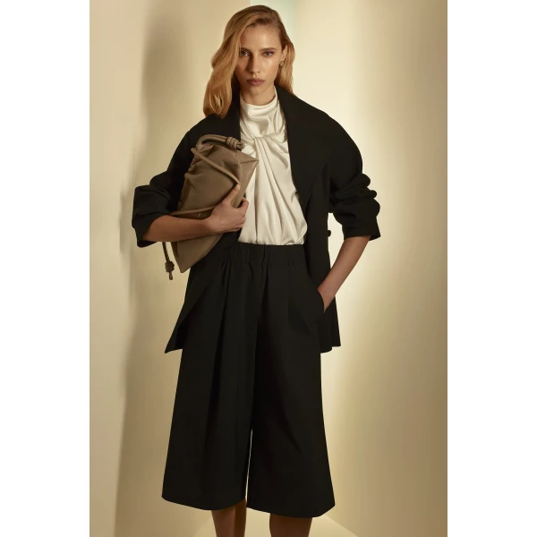 Tailored Pleat Short