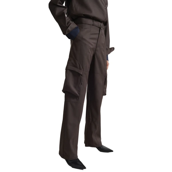 brown pants