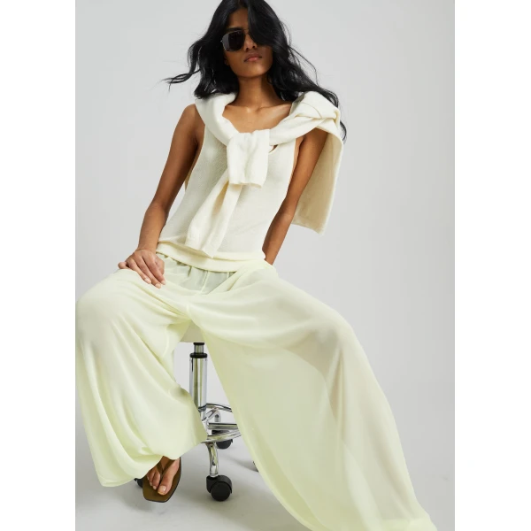 pale yellow pants