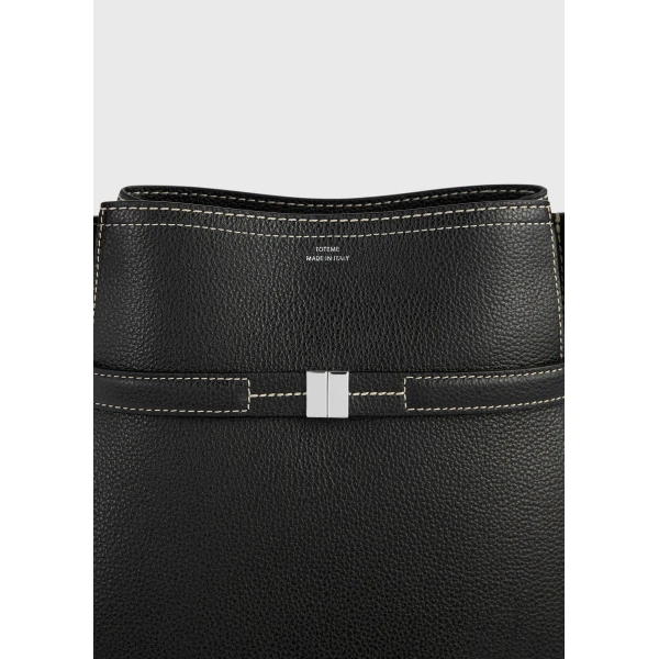 Belted grained-leather bucket bag in Black - Image 5