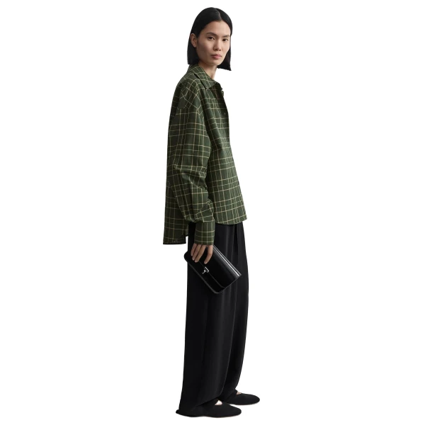 Toteme Boxy shirt in Pine / Popcorn, view 3