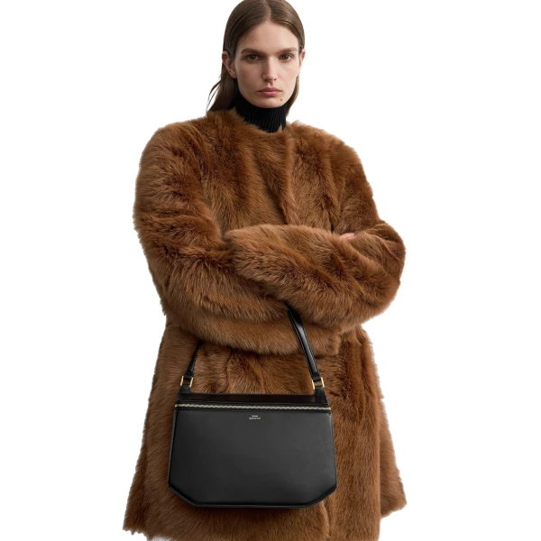 Clip leather shoulder in Black - Image 3