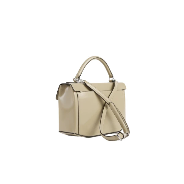 Clip polished-leather top handle in Cashew - Image 4