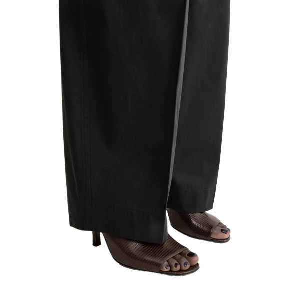 Contour lizard-embossed slingbacks in Brown - Image 3
