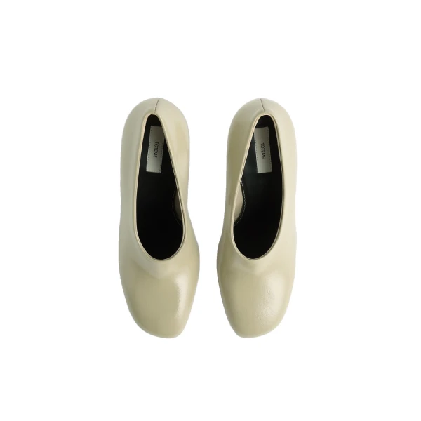 Contour naplack pumps in Cashew - Image 4