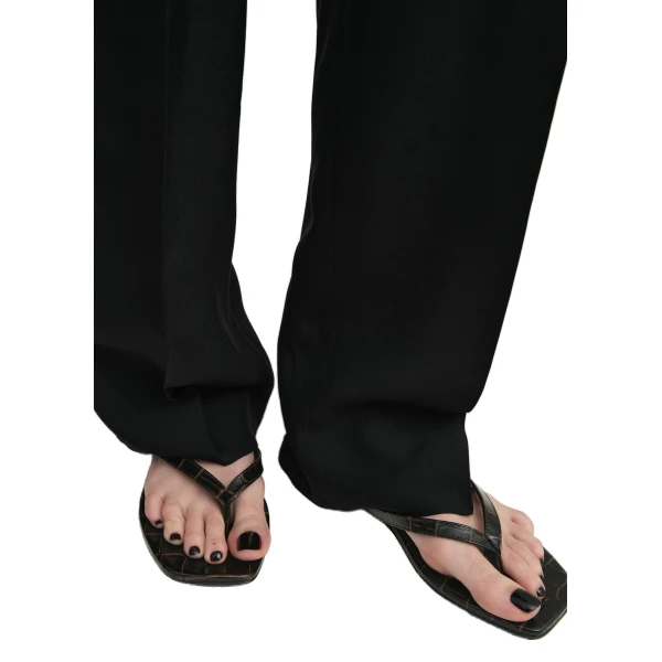 Croco-embossed flip flops in Dark brown - Image 2