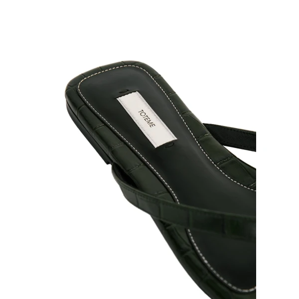 Croco-embossed flip flops in Dark green - Image 5