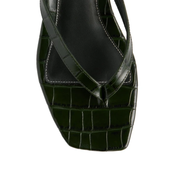 Croco-embossed heeled flip flops in Dark green - Image 6