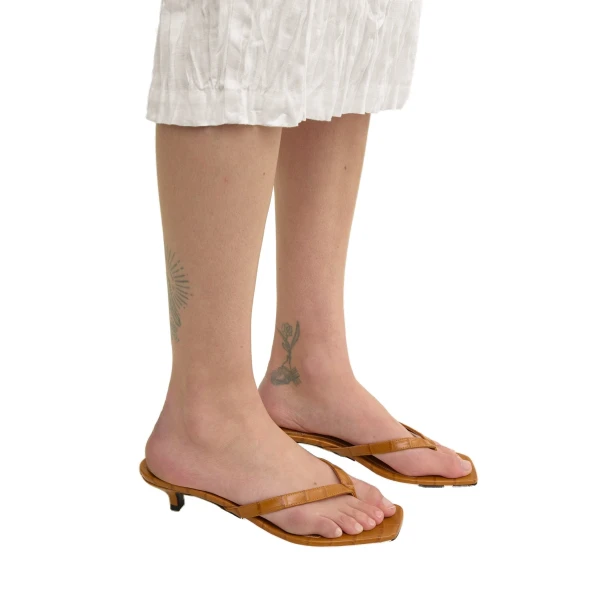 Croco-embossed heeled flip flops in Tangerine - Image 3
