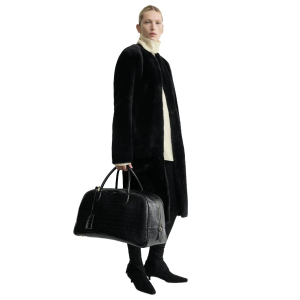 Croco-embossed weekender in Black - Image 3