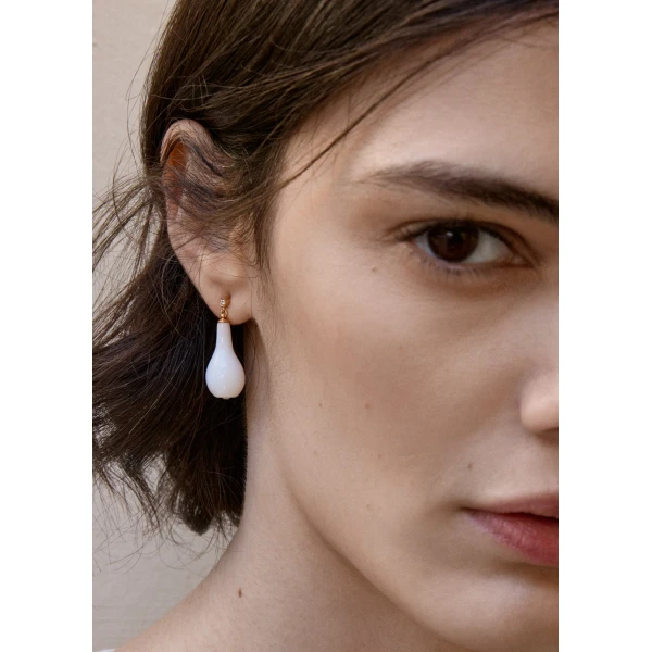 Crystal drops in White / Gold - Image 3