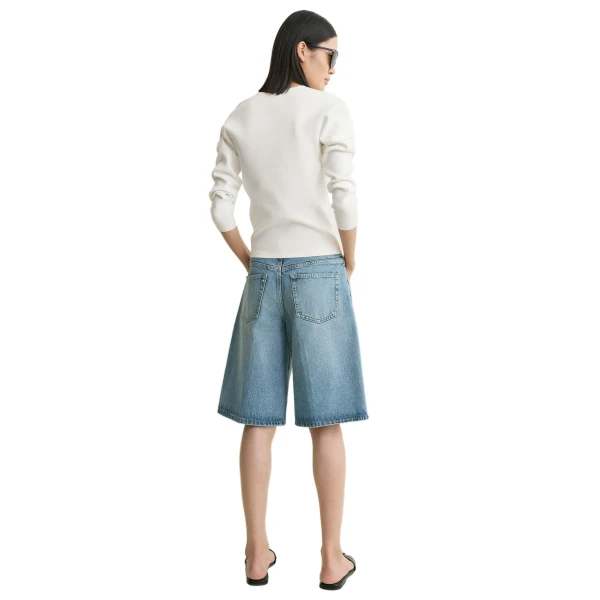 Toteme Denim board shorts in True vintage, view 5