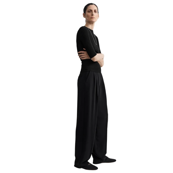 Toteme Double-pleat cady trousers in Black, view 3