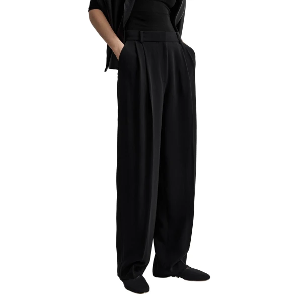 Toteme Double-pleat cady trousers in Black, view 5