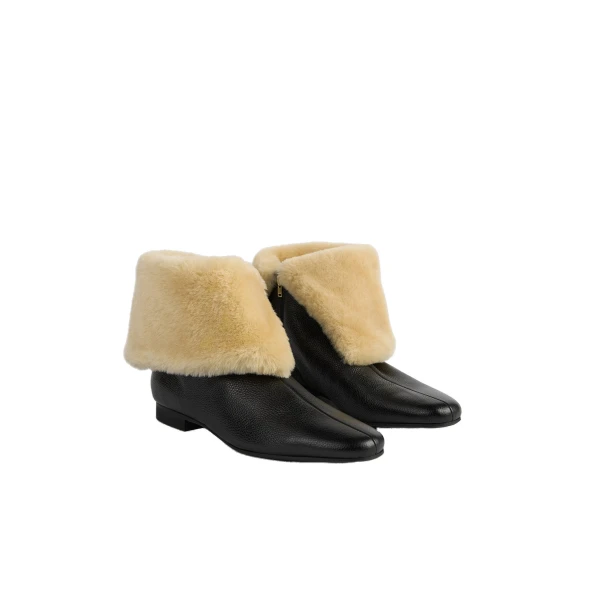 Downtown shearling boots in Black / Beige - Image 6