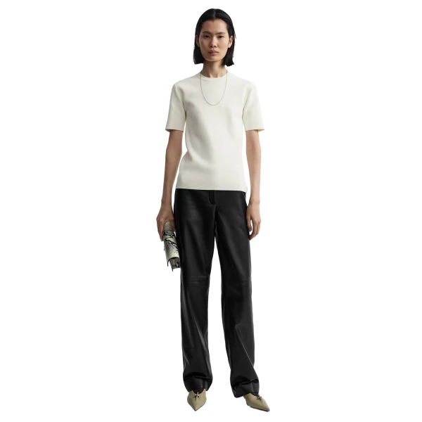 Toteme Easy leather trousers in Black, view 3