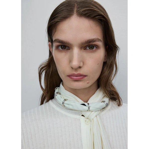 Fine silk scarf collar in Ecru / Black / Silver - Image 2
