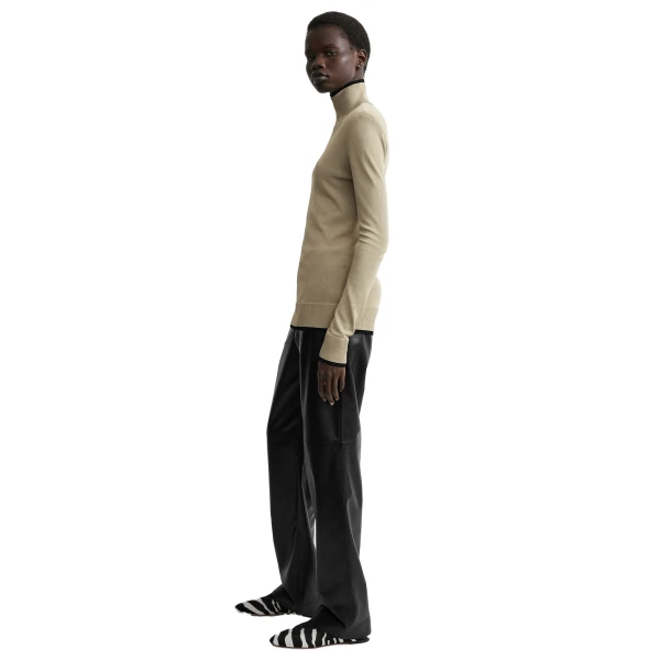 Toteme Fitted ribbed top in Sage, view 3