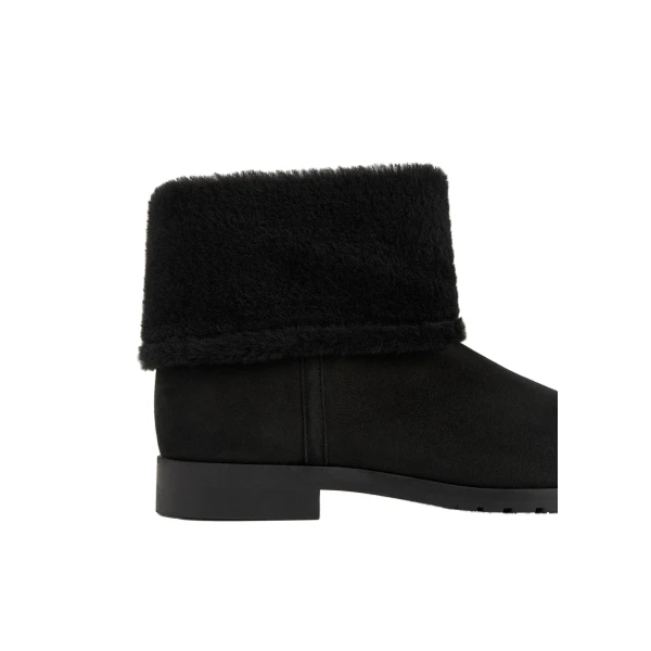Fold-down shearling boots in Black - Image 5