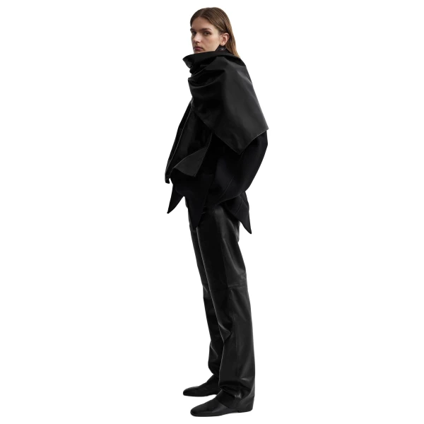 Leather cashmere scarf in Black - Image 5