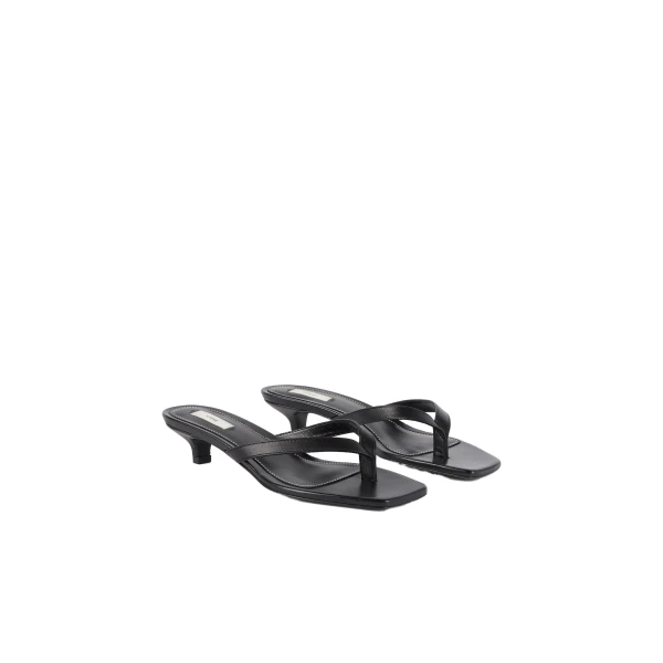 Leather heeled flip flops in Black - Image 4