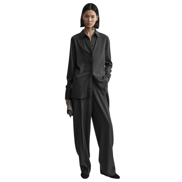 Toteme Lightweight shirt in Washed black, view 2
