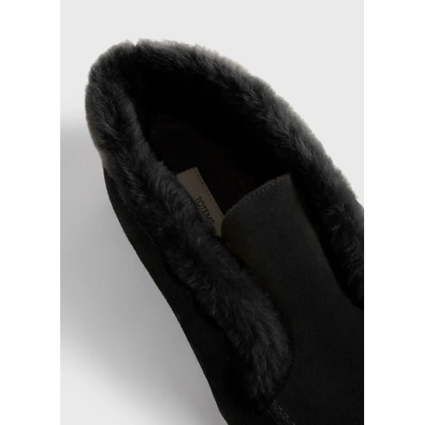 Loafer boots in Black - Image 5
