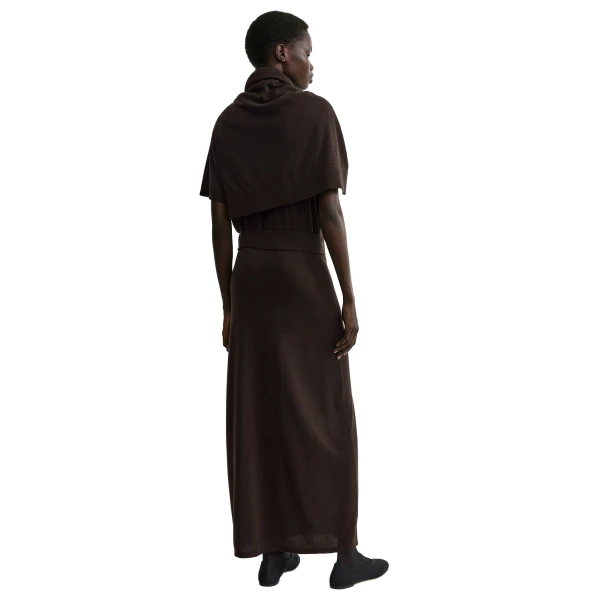 Toteme Long knit skirt in Fondante, view 4
