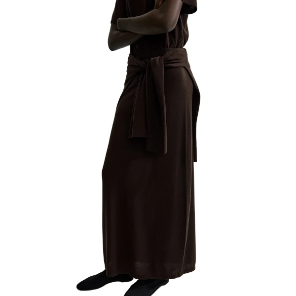 Toteme Long knit skirt in Fondante, view 5