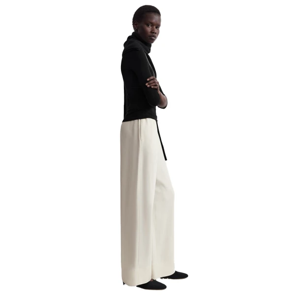 Toteme Lounge trousers in Ecru, view 3
