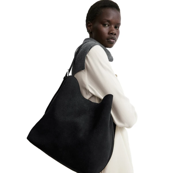 Medium belted suede tote in Black - Image 2