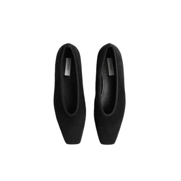 Minimalist suede ballerinas in Black - Image 3
