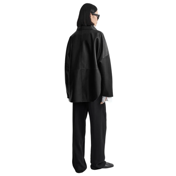 Toteme Nappa parachute jacket in Black, view 4