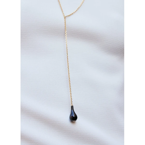 Onyx drop necklace in Black / Gold - Image 3