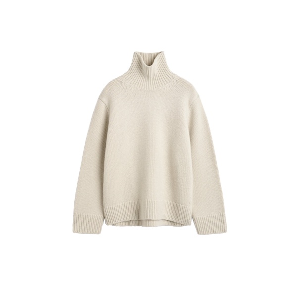 Toteme Oversized lambswool turtleneck in Almond