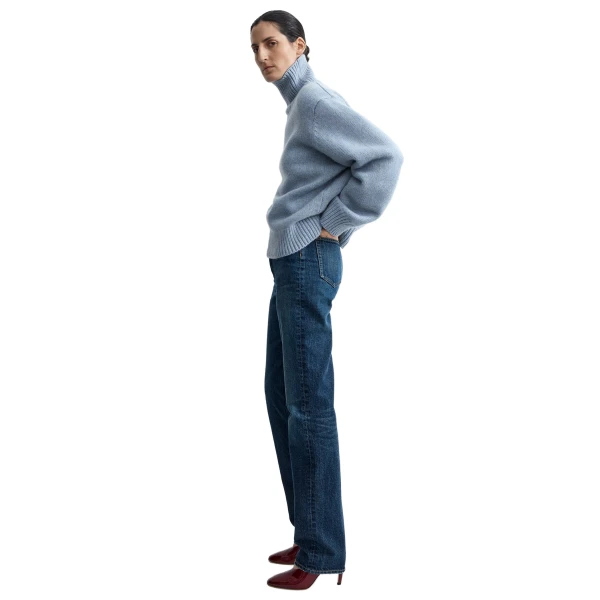 Toteme Oversized lambswool turtleneck in Vintage blue, view 3