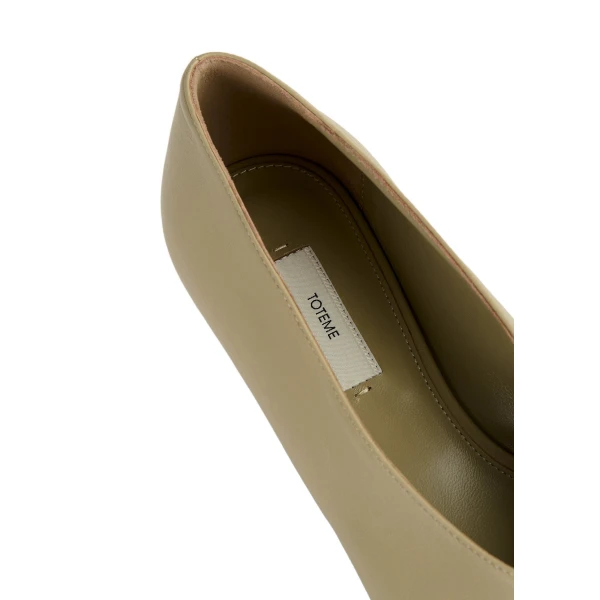 Pierced nappa pumps in Cashew - Image 6
