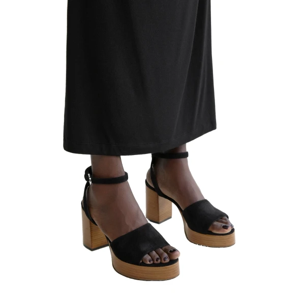 Platform suede sandals in Black / Tan - Image 3