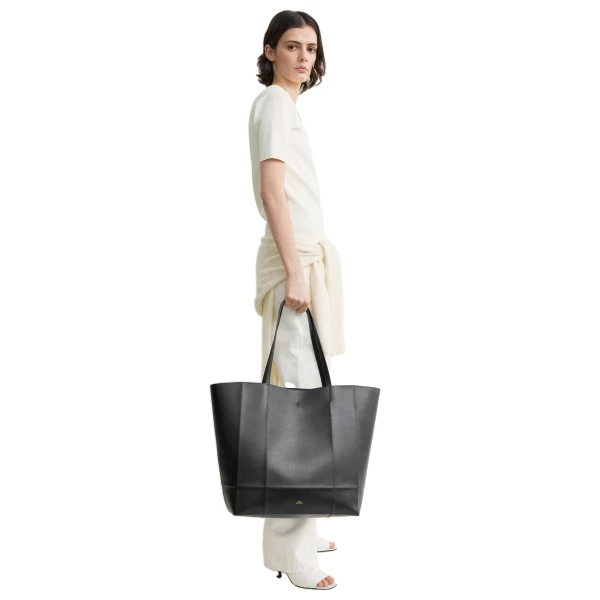 Roam leather tote in Black - Image 3