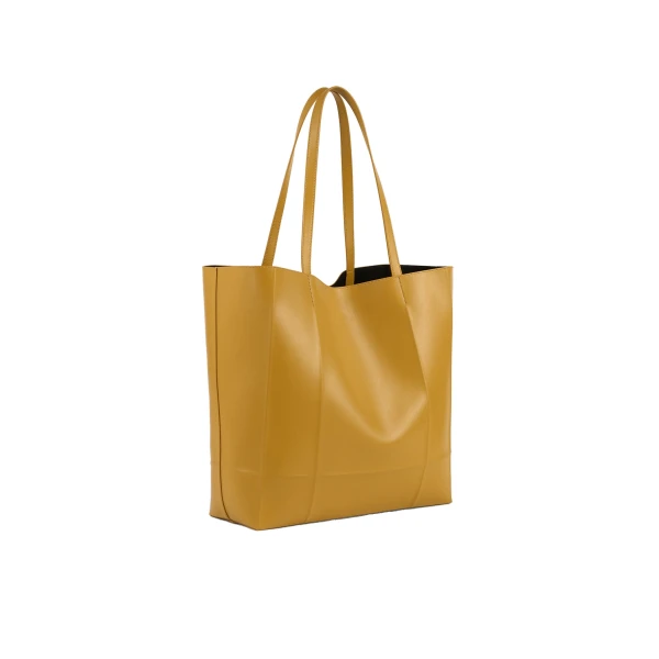 Roam leather tote in Manuka - Image 4